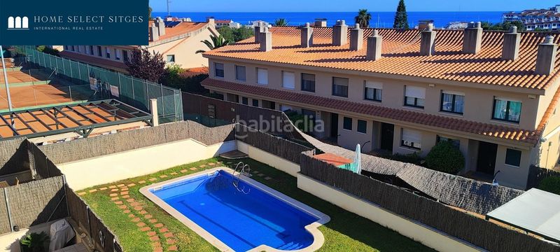 Foto dca29d58-b449-4099-a25a-02756f71cd3a. Casa aparellada amb calefacció aparcament piscina a Sitges