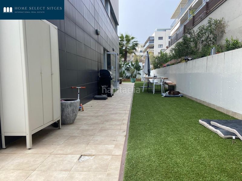Foto caa8a662-4983-4523-b9a0-682e737864a8. Planta baixa amb calefacció aparcament piscina a Sitges