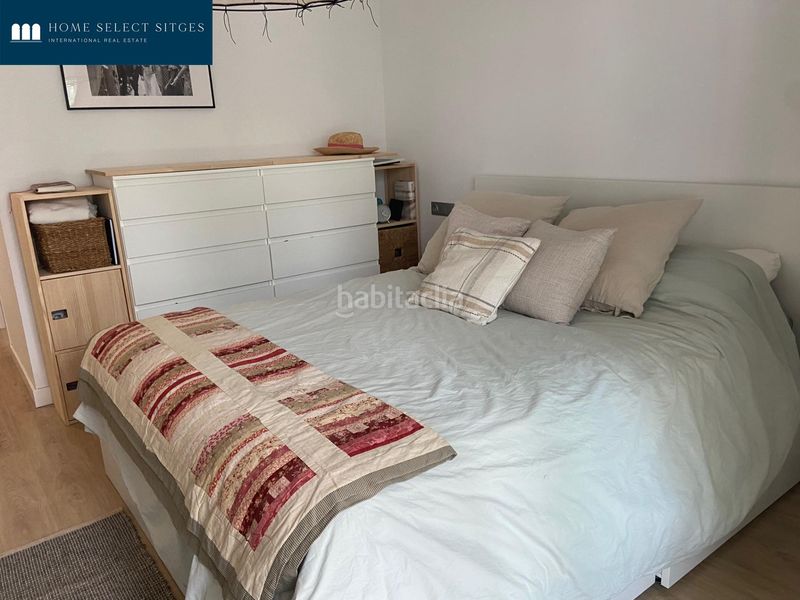 Foto f69927ff-975d-405c-85cc-205d95a7ea04. Planta baixa amb calefacció aparcament piscina a Sitges