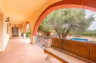 Xalet  Camí dels hostalets. Casa unica al penedes