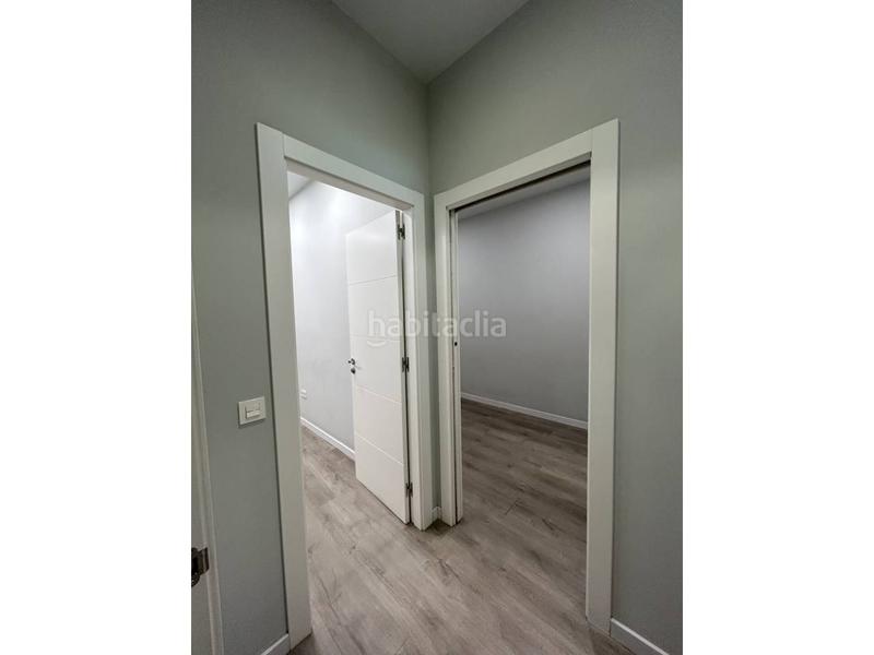 Foto effb1f36-3145-4c76-833b-af1e2479d632. Affitto locale commerciale in Parque San Francisco - Uría Oviedo