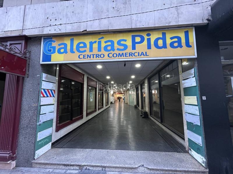 Foto fd5a7620-4f38-4efd-82c1-3ee532699b4f. Affitto locale commerciale in Parque San Francisco - Uría Oviedo