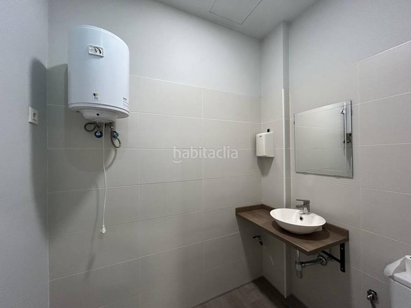 Foto 0982dfa1-963e-469a-a85e-ee7ebf17569f. Location local commercial dans Parque San Francisco - Uría Oviedo