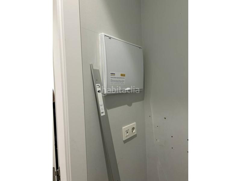 Foto 473bbfbd-edfd-49ad-b69b-d61b35ff7473. Location local commercial dans Parque San Francisco - Uría Oviedo