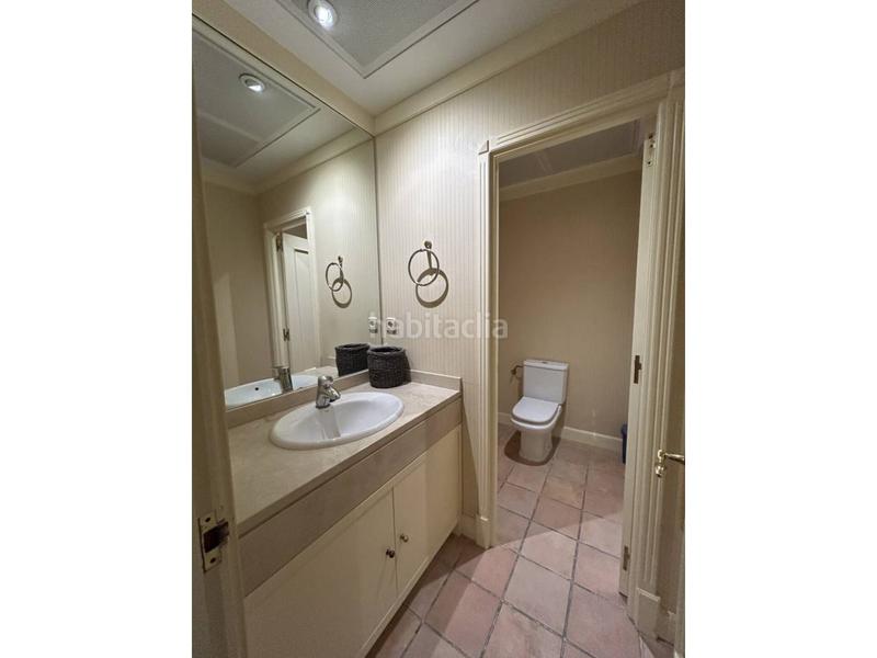 Foto 65313a3d-9e47-4d41-9a5e-8d4083cb84c7. Affitto ufficio in Parque San Francisco - Uría Oviedo