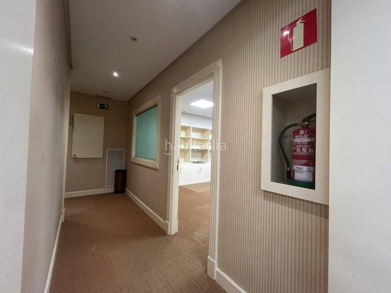 Foto 2142d22b-73cb-46b5-8912-1dafbbc1f840. Location bureau dans Parque San Francisco - Uría Oviedo