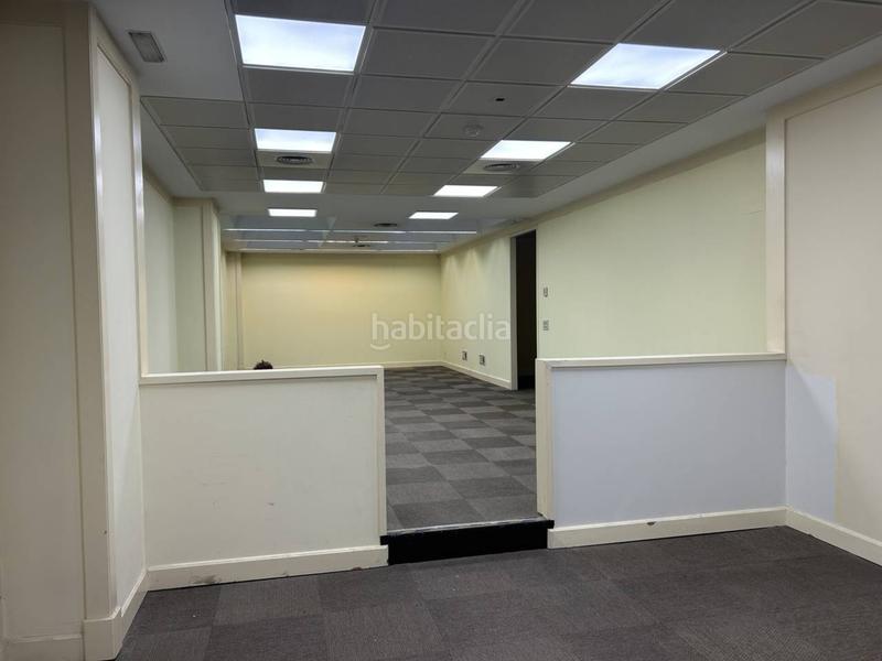 Foto 5309963b-d6e9-41eb-918a-1e4ed95fa202. Miete büro in Parque San Francisco - Uría Oviedo