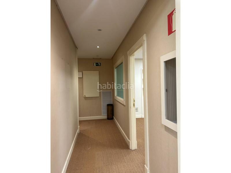 Foto d7b287c2-12a5-4d25-8ab3-1429b5440c74. Miete büro in Parque San Francisco - Uría Oviedo