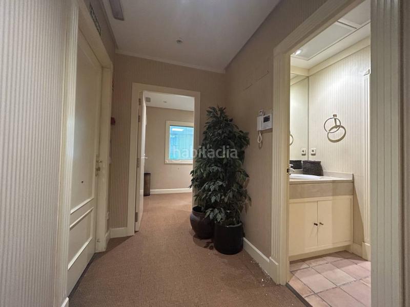 Foto 48dccdc8-4632-4334-9330-bbdc7be91eba. Rent office space in Parque San Francisco - Uría Oviedo