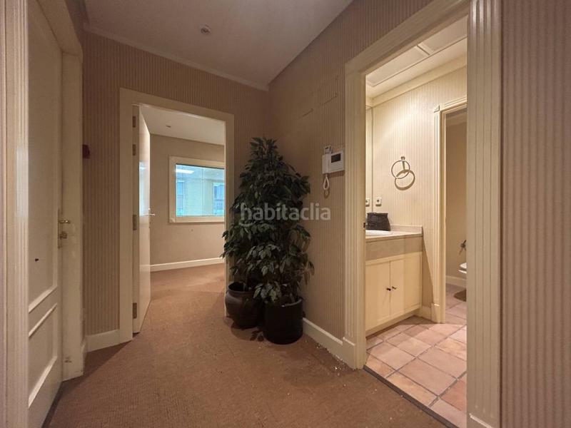 Foto 5c19edfa-33a9-4e22-871e-0eb56bf7dc8e. Rent office space in Parque San Francisco - Uría Oviedo