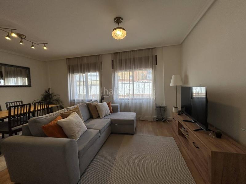 Foto e7991715-3cb8-457c-a910-a3fe67368443. Appartamento con riscaldamento in Salesas - Foncalada - Campoamor Oviedo
