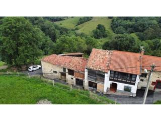Edifici a Pría-Nueva-Hontoria-Naves. Casa en venta en los carriles, llanes