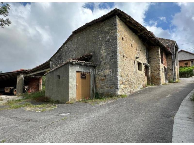 Foto baefd519-9084-48e7-8a49-54af198e6d34. Édifice dans Pría-Nueva-Hontoria-Naves Llanes