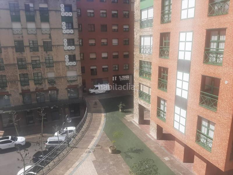 Foto 45691082-8acc-4b58-936a-f3950f349006. Appartamento con riscaldamento parcheggio in Auditorio - Seminario - Parque de Invierno Oviedo