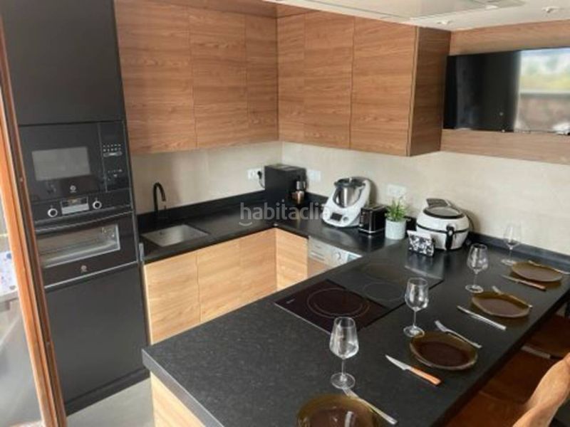 Foto 5eaf432a-fc44-42fb-8a65-1c1cf7e0b69c. Àtic amb calefacció aparcament a Huca - La Cadellada Oviedo