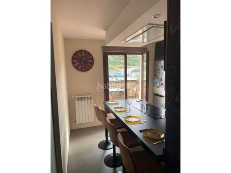 Foto 69e5d057-4bdd-4b38-b5af-7130c4b1cd1b. Àtic amb calefacció aparcament a Huca - La Cadellada Oviedo