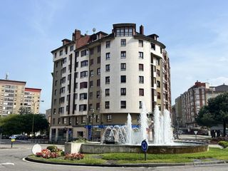 Flat  Calle san mateo. Venta de piso en oviedo