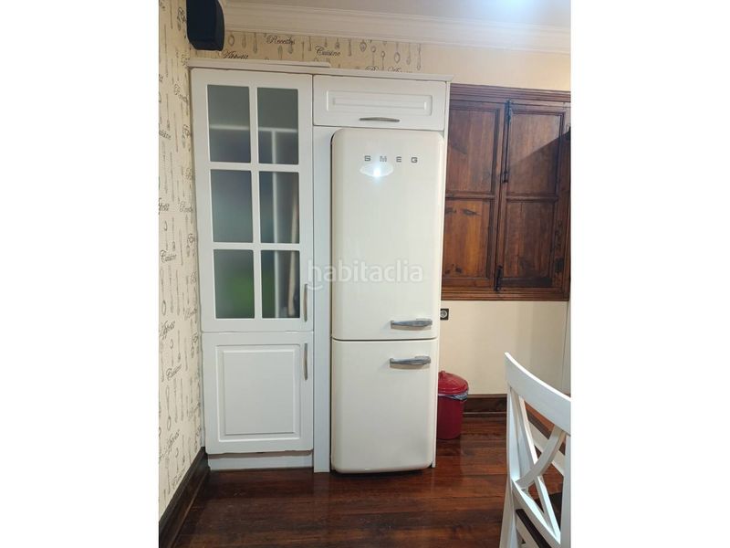 Foto 4b30f4ff-cb5b-4508-887f-7a4764e2d2b2. Casa aparellada amb calefacció a Lena