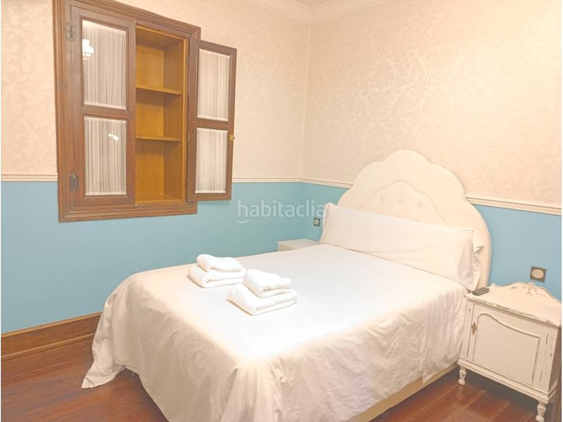 Foto 57ff5da5-c727-446a-96c9-f46cd1ed4195. Casa aparellada amb calefacció a Lena