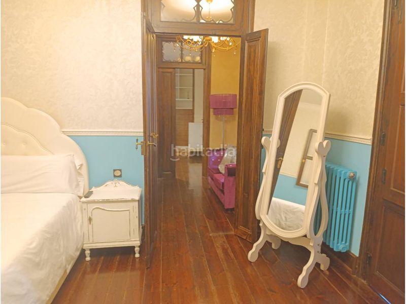 Foto 5b85ea2e-0f0c-4599-9e68-881c47b08b2b. Casa aparellada amb calefacció a Lena