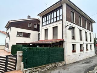 Pis  Calle nueva. Venta de excelente piso en nueva de llanes