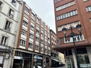 Affitto Appartamento  Calle san juan. Alquiler  piso en zona jovellanos, oviedo ideal mir