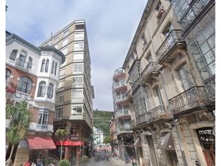 Etagenwohnung  Calle uria. Venta de piso en valdésluarca