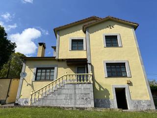 Xalet a San Claudio - Trubia - Las Caldas. Venta de chalet en latores