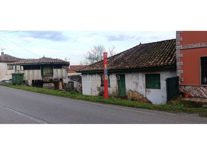Foto 5220dc2c-c555-4068-ac89-3a81447d0885. Casa adossada a Llanera