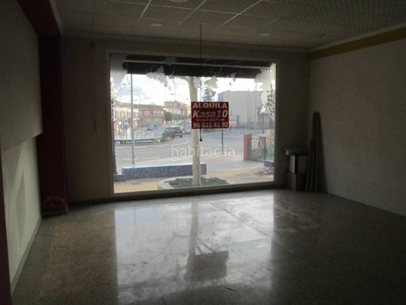 Foto 4f5a5bed-4002-4538-92b1-64a70dcc0e20. Lloguer local comercial a Ibi