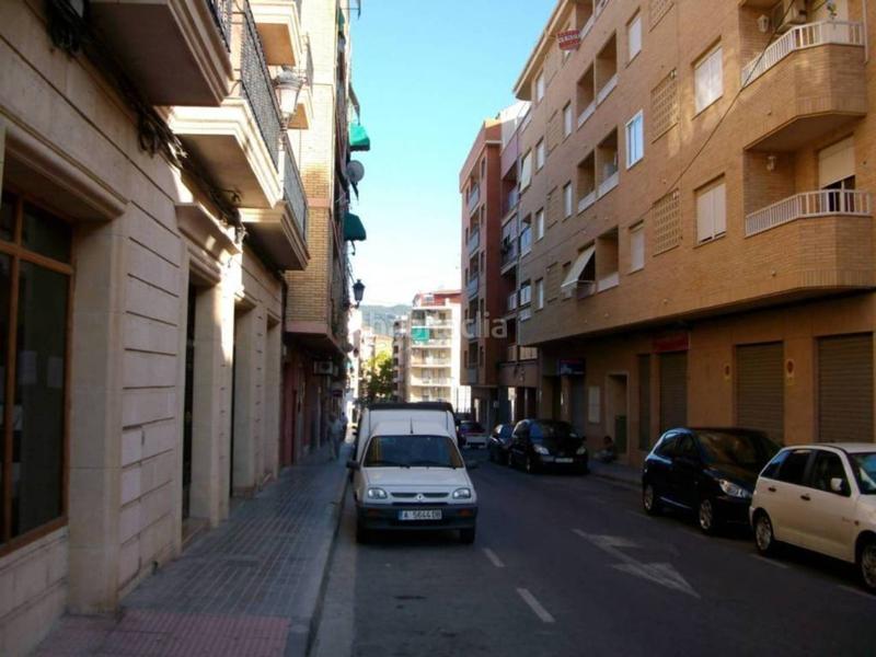 Foto 93c8abf4-8680-40f7-ac51-aec67ec70b99. Lloguer local comercial a Ibi