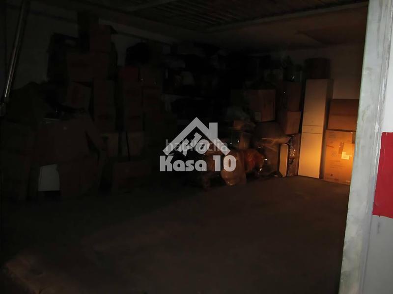 Foto 6b9cf766-9f87-4b13-9160-dfa3d9fb2b8d. Parking voiture dans Ibi