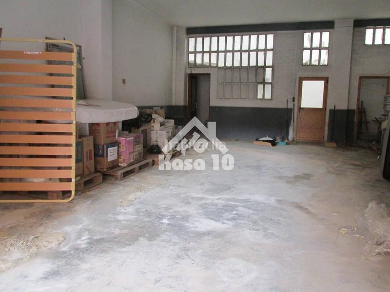 Foto b6ce248c-67d0-4cbc-bba1-bc6ac807334f. Local comercial a Ibi