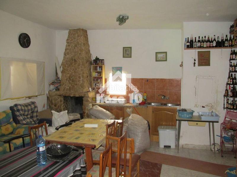 Foto 61b7090d-422b-4c6d-814d-13218ffe2726. Bauernhof mit parking pool in Tibi