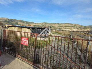 Masia  Poligono 11 de la marjal. Venta parcela r�stica con edificaci�n en onil alicante