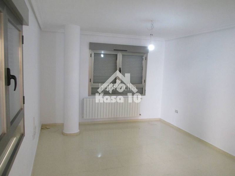 Foto 34f55dba-ddbb-4a22-b109-215539ce0274. Flat with heating parking in Ibi