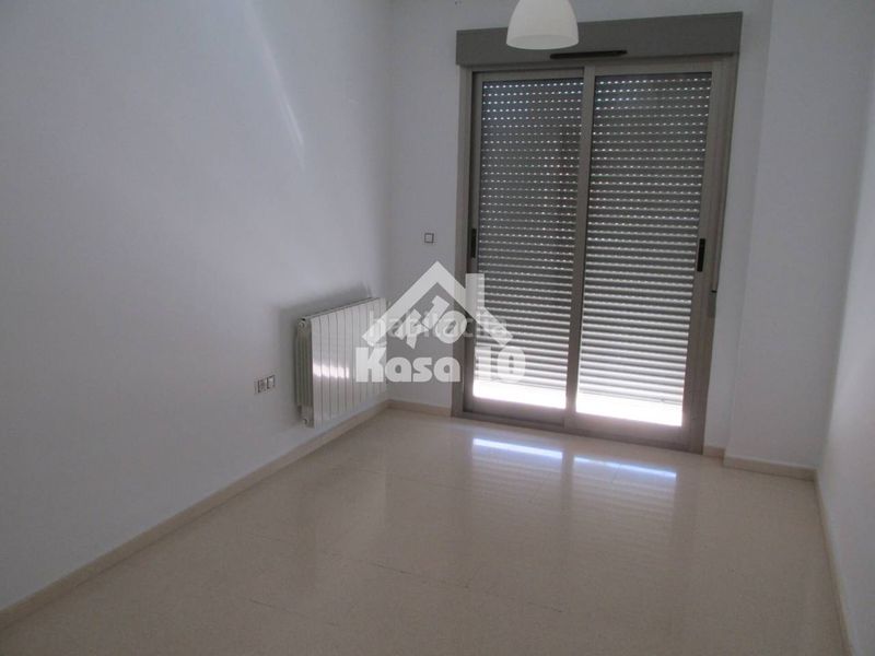 Foto 5f7f710d-b6e2-4990-a5c3-489ec58fe4d6. Flat with heating parking in Ibi