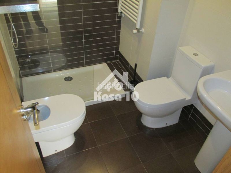 Foto 98a3b69c-74b6-4202-aab0-a19b922a41b7. Flat with heating parking in Ibi