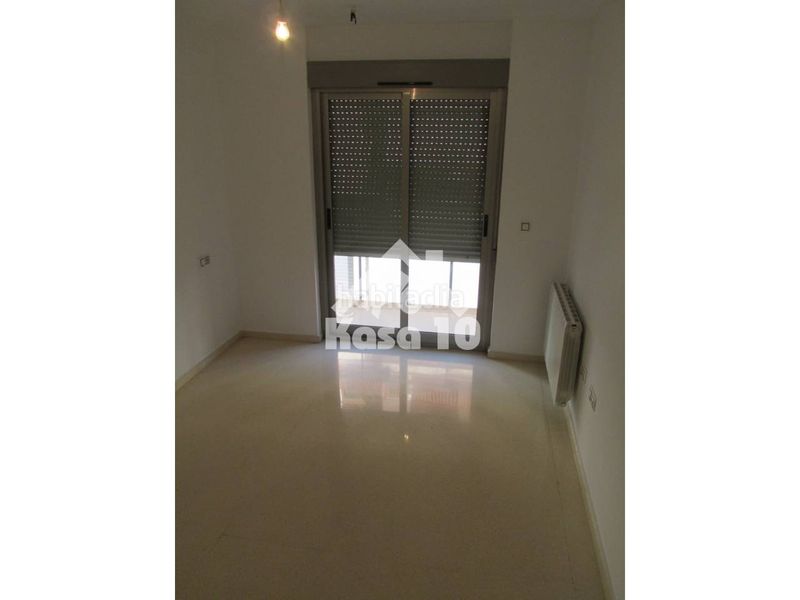 Foto cbf25970-fc3c-4ce3-91fb-92948256dcb1. Flat with heating parking in Ibi