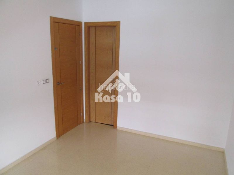 Foto f6371149-d883-4bd6-87cb-e57511e5feae. Flat with heating parking in Ibi