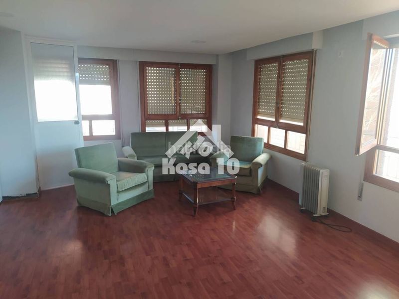 Foto f6efdd5a-ddde-420d-8865-34513ef16cee. Lloguer pis a Ibi