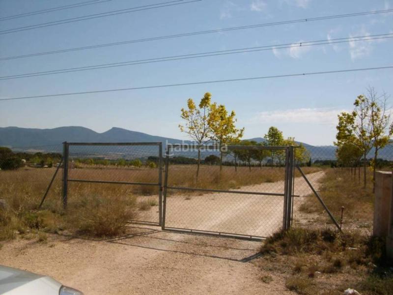 Foto 2f7c784f-6fd4-405c-b7a9-c1fd5ec107f4. Finca rústica  en venta en Castalla