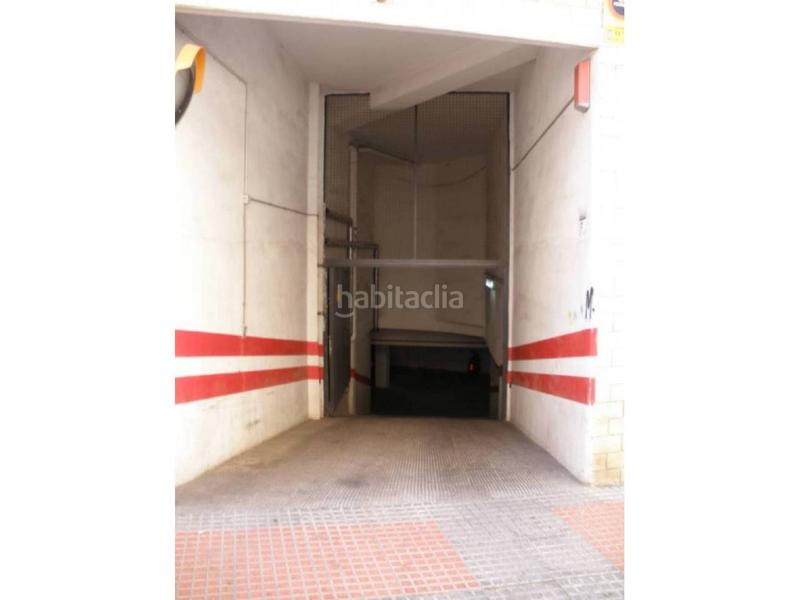 Foto 19d20644-8849-4854-aa61-a8c4f1a72255. Autoparkplatz in tIbi 17 in Ibi