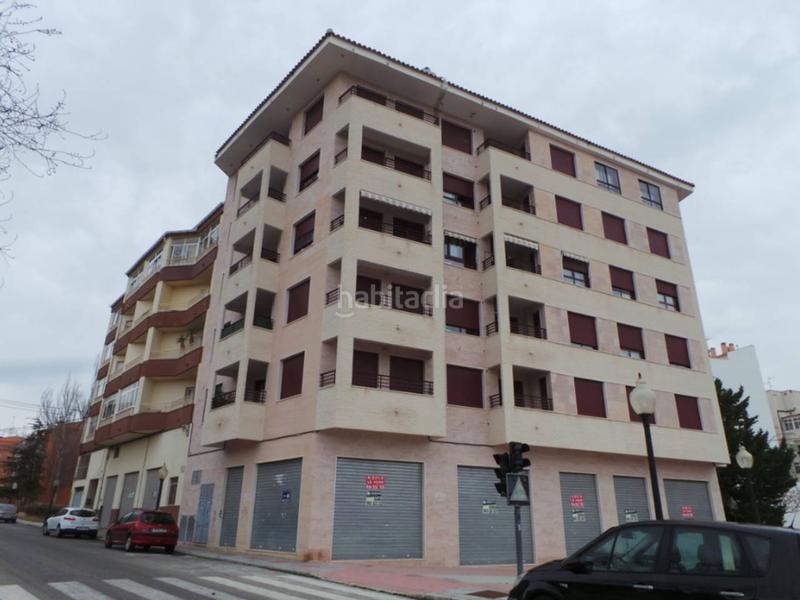 Foto 16b1e6d0-ccce-4f66-8aec-8c547b5ca58f. Alquiler local comercial en avenida juan carlos i 104 local en alquiler en Ibi