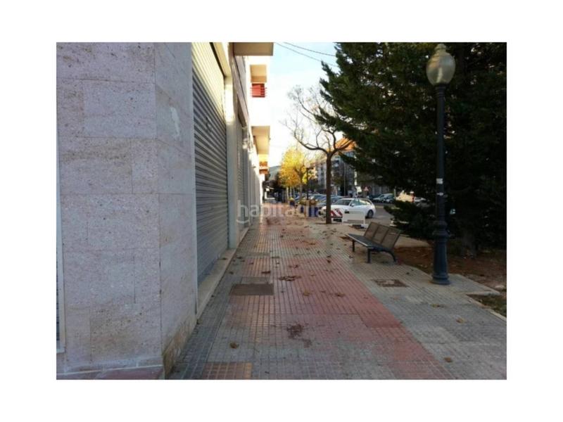 Foto 319d6796-fbe3-4e54-8005-0f046f6fb34e. Alquiler local comercial en avenida juan carlos i 104 local en alquiler en Ibi