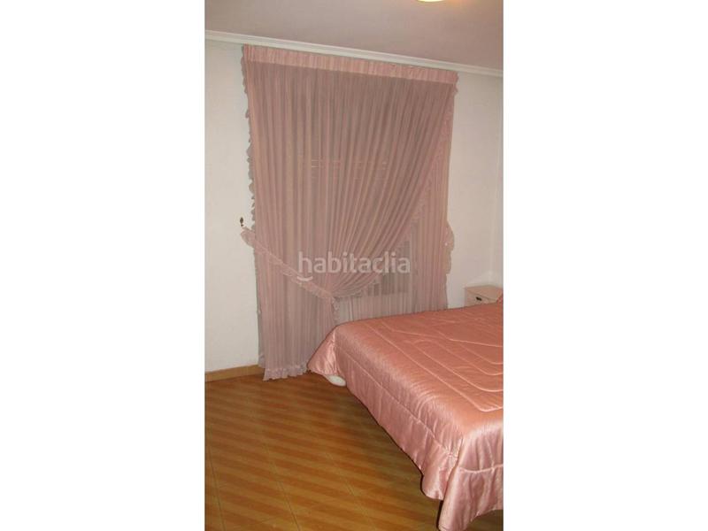 Foto 2b638801-1ea0-4c1e-9123-3db04f1e84c3. Casa con riscaldamento parcheggio in Onil