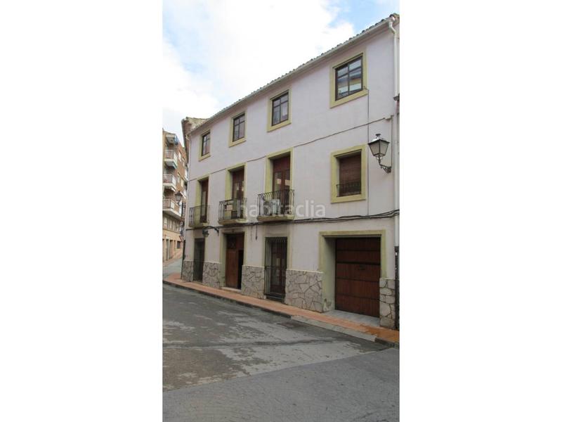 Foto 73d803cf-84bc-4e63-9cf4-3e8e3b0c7152. Casa con riscaldamento parcheggio in Onil