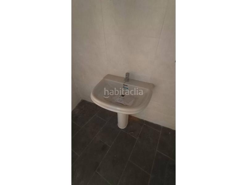 Foto c0fd0502-a15c-4928-bb15-7676b51d3f1c. Lloguer local comercial a Ibi