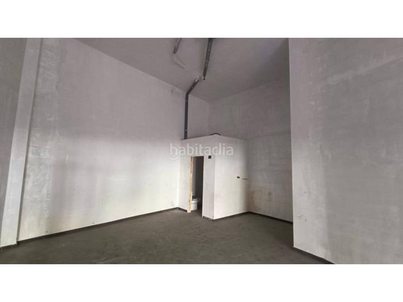 Foto e9f87fcb-31d5-40f1-aeb3-74190e73e2a6. Lloguer local comercial a Ibi