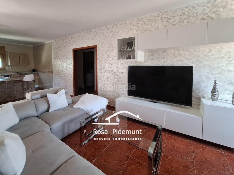 Foto 3f8019e2-28bb-4d74-8f2f-7fcdea625c65. Casa con camino parcheggio piscina in Aiguaviva Parc Vidreres